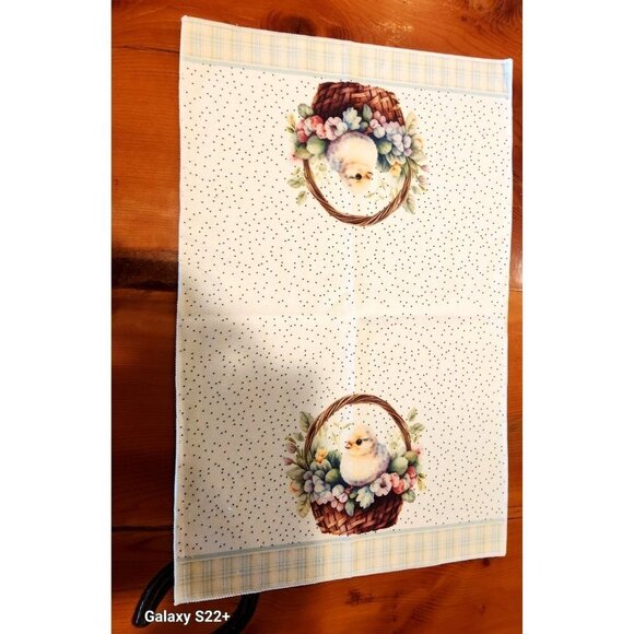 Easter Bunny Rabbit, Baby Chick Holiday Hand Towels Set of 2 in a mixture of pas - Picture 9 of 10